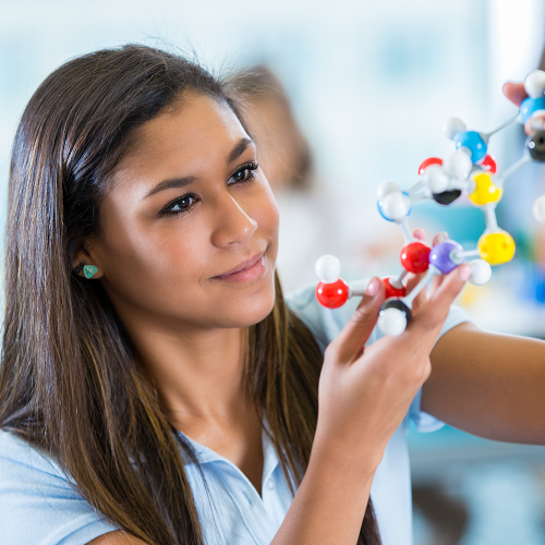 girl learning about chemical structure